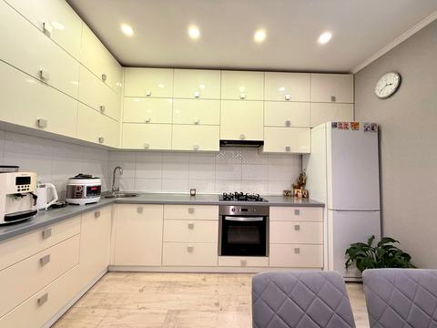 квартира по адресу Степана Бандери ул., 7/1
