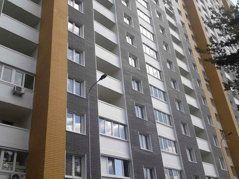 квартира за адресою Миколи Вінграновського вул., 2