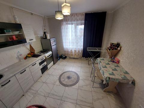 квартира за адресою Архітектора Старова вул., 10г