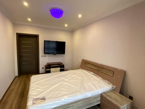 квартира за адресою Василя Симоненка вул., 2