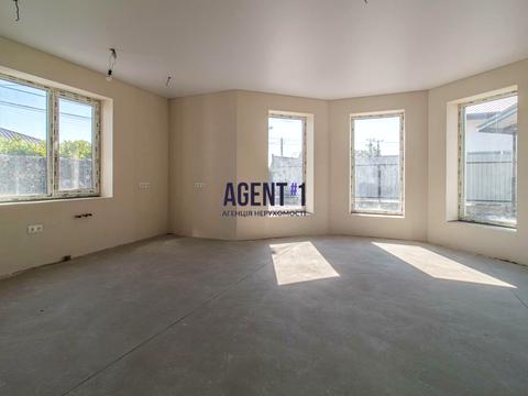 будинок за адресою с. Нові Петрівці, Центральна