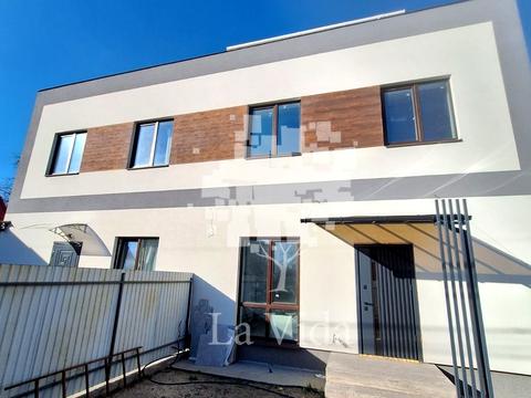 будинок за адресою 54-та Садова, 161