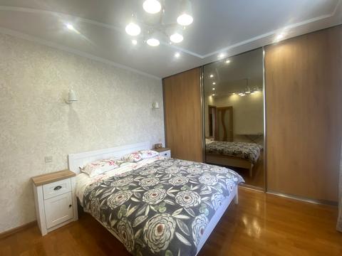 квартира за адресою Космічна вул., 3