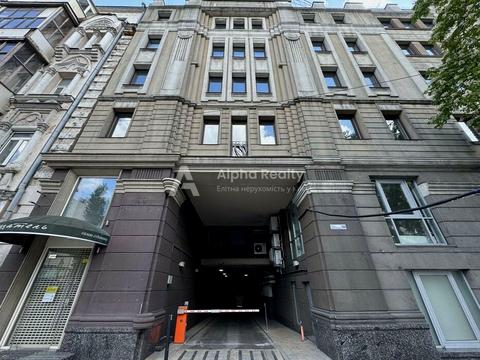 коммерческая по адресу Тараса Шевченко бульв., 33-Б