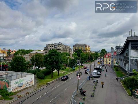 коммерческая по адресу Верхній Вал ул., 10