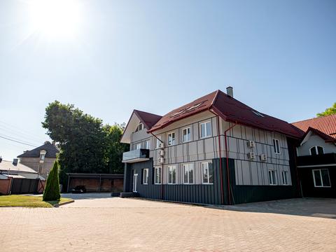 комерційна за адресою Євгена Чикаленка вул., 26