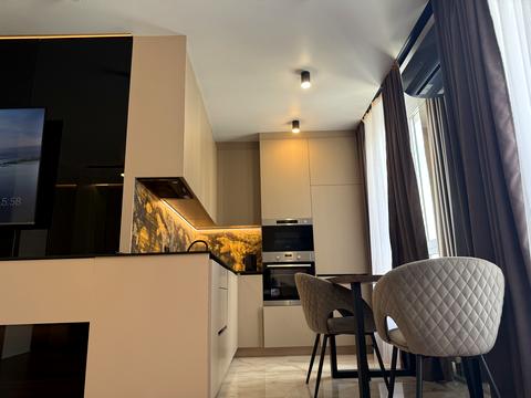 квартира за адресою Салютна вул., 2к22