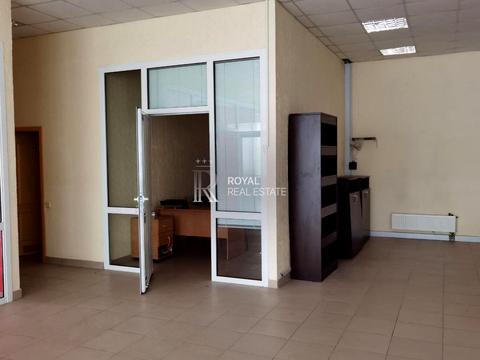 комерційна за адресою Шевченка пл., 2