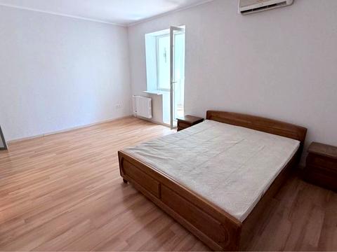 квартира за адресою Євгена Чикаленка вул., 59в/1