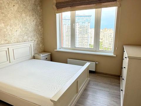 квартира за адресою Дніпровська набережна вул., 16-Г