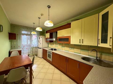 квартира за адресою Закарпатська вул., 111