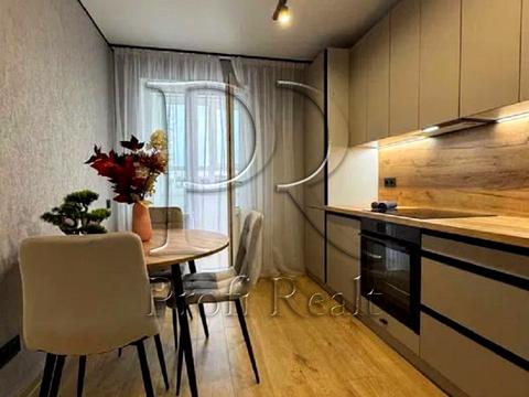 квартира за адресою Озерна вул., 27А