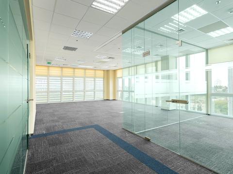 коммерческая по адресу Николая Амосова ул., 12