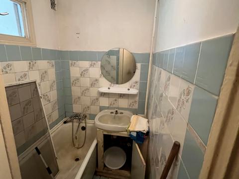 квартира за адресою Євгена Танцюри вул., 54