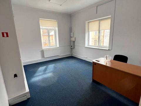 коммерческая по адресу Джерельна, 1