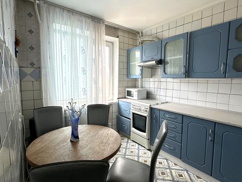 квартира за адресою Юрія Литвинського вул. (Російська), 82-А