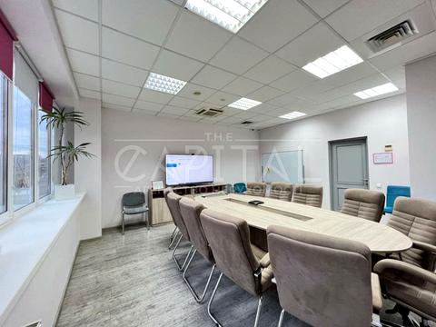 комерційна за адресою Польова вул., 24-Д