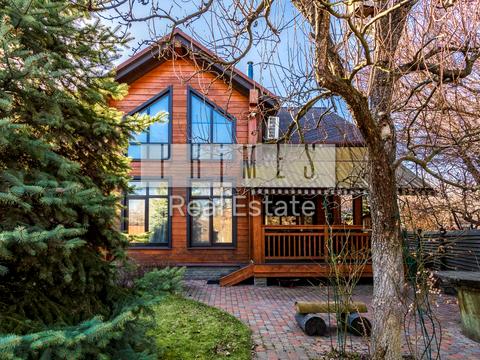 будинок за адресою 51-а Садова