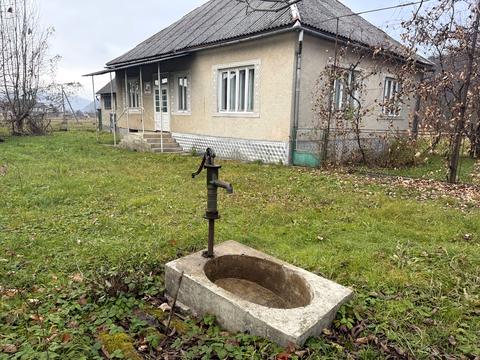 будинок за адресою Головна, 111