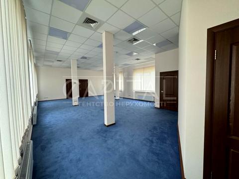 комерційна за адресою вул. Казарменна, 4г