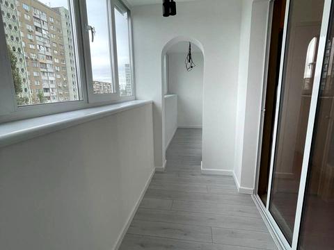 квартира за адресою Рональда Рейгана вул., 6-А