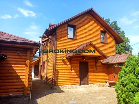 дом по адресу Лесі Українки