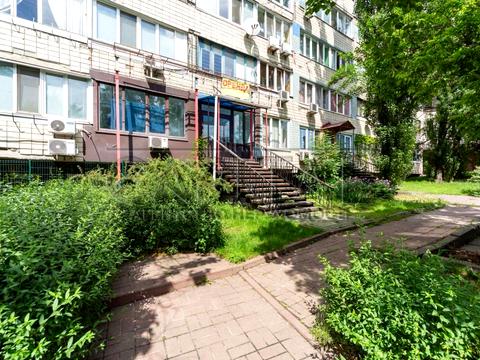 комерційна за адресою Тараса Шевченка бульв., 38