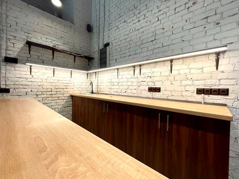 комерційна за адресою Академіка Заболотного вул., 1-А