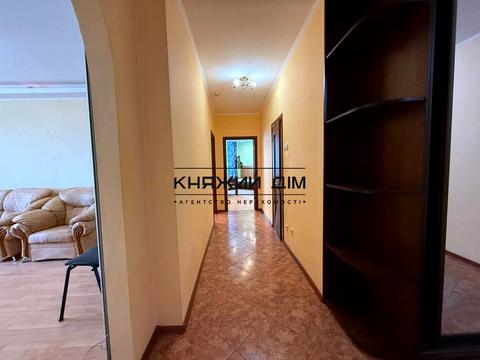 квартира за адресою Срібнокільська вул., 1