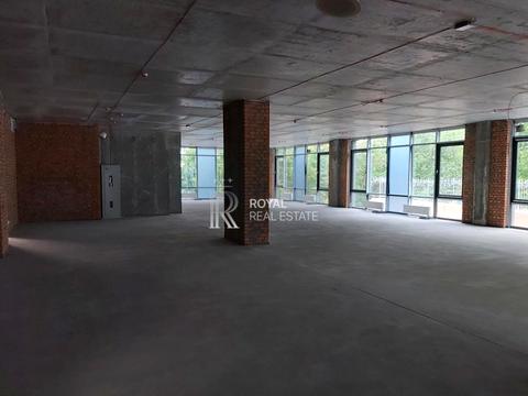 комерційна за адресою Деміївська вул., 27