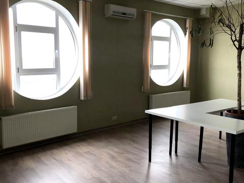 комерційна за адресою Оболонська набережна вул., 1