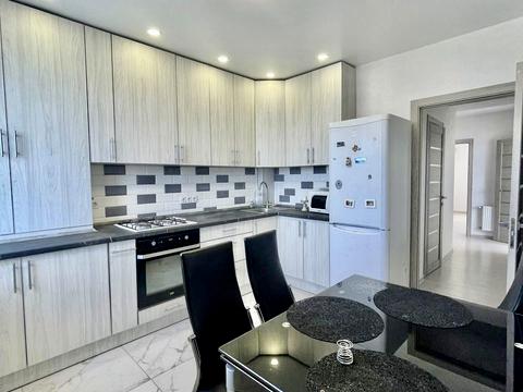 квартира за адресою Машинобудівників вул., 31