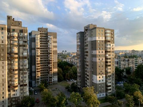 комната по адресу Азербайджанская ул. (Бакинських Комісарів), 8-Б