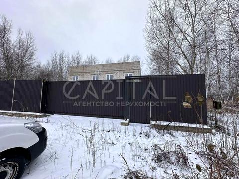 комерційна за адресою Дарницький, 1