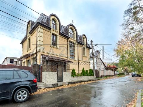 будинок за адресою Оборонна вул.