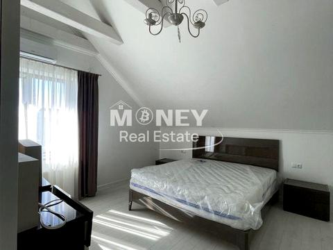 будинок за адресою с. Нові Петрівці, Нові Петрівці