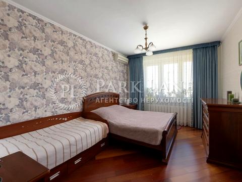 квартира за адресою Старонаводницька вул., 8-А