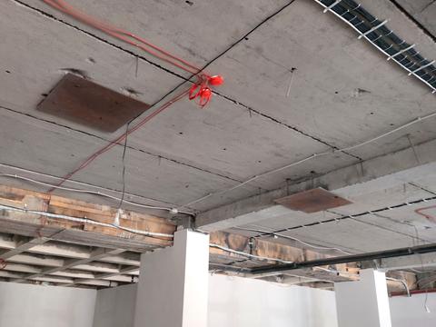 коммерческая по адресу майдан Незалежності пл., 18/2