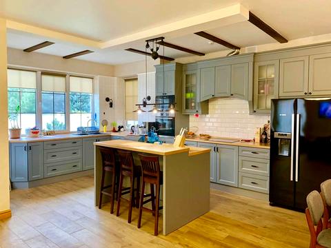 дом по адресу Строительная ул.