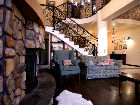 будинок за адресою Мрії вул. (Академіка Туполєва), 19