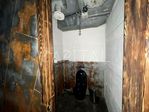 комерційна за адресою Архітектора Городецького вул., 4