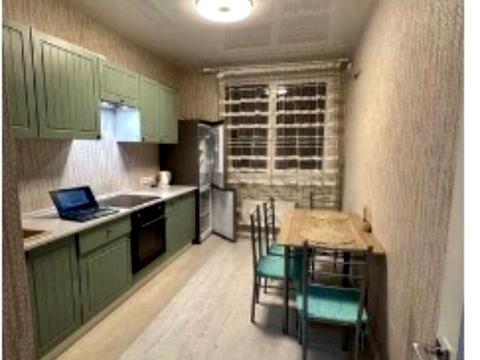 квартира за адресою Перлинна вул., 49