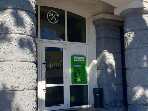 коммерческая по адресу Вадима Гетьмана ул., 3