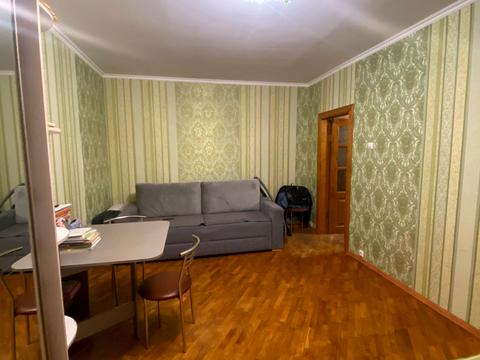 квартира по адресу Червоной Калины просп. (Владимира Маяковского), 32-А