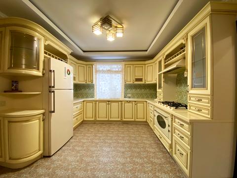 будинок за адресою Центральна вул.