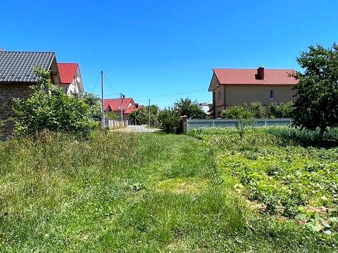 ділянка за адресою Весняна вул.