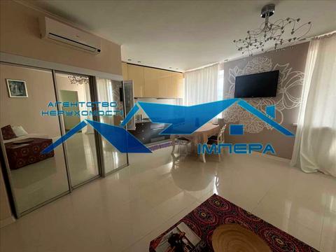 квартира за адресою Соборності вул. (Жовтнева), 77а