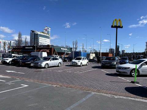 коммерческая по адресу Миколы Бажана просп., 17-А