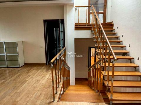 будинок за адресою Приозерна