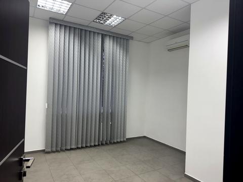 комерційна за адресою Генерала Миколи Юнаківа вул., 9